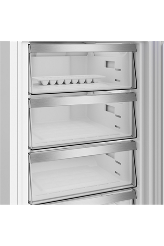 Blomberg KND24692V 60cm White Frost Free 50/50 Fridge Freezer